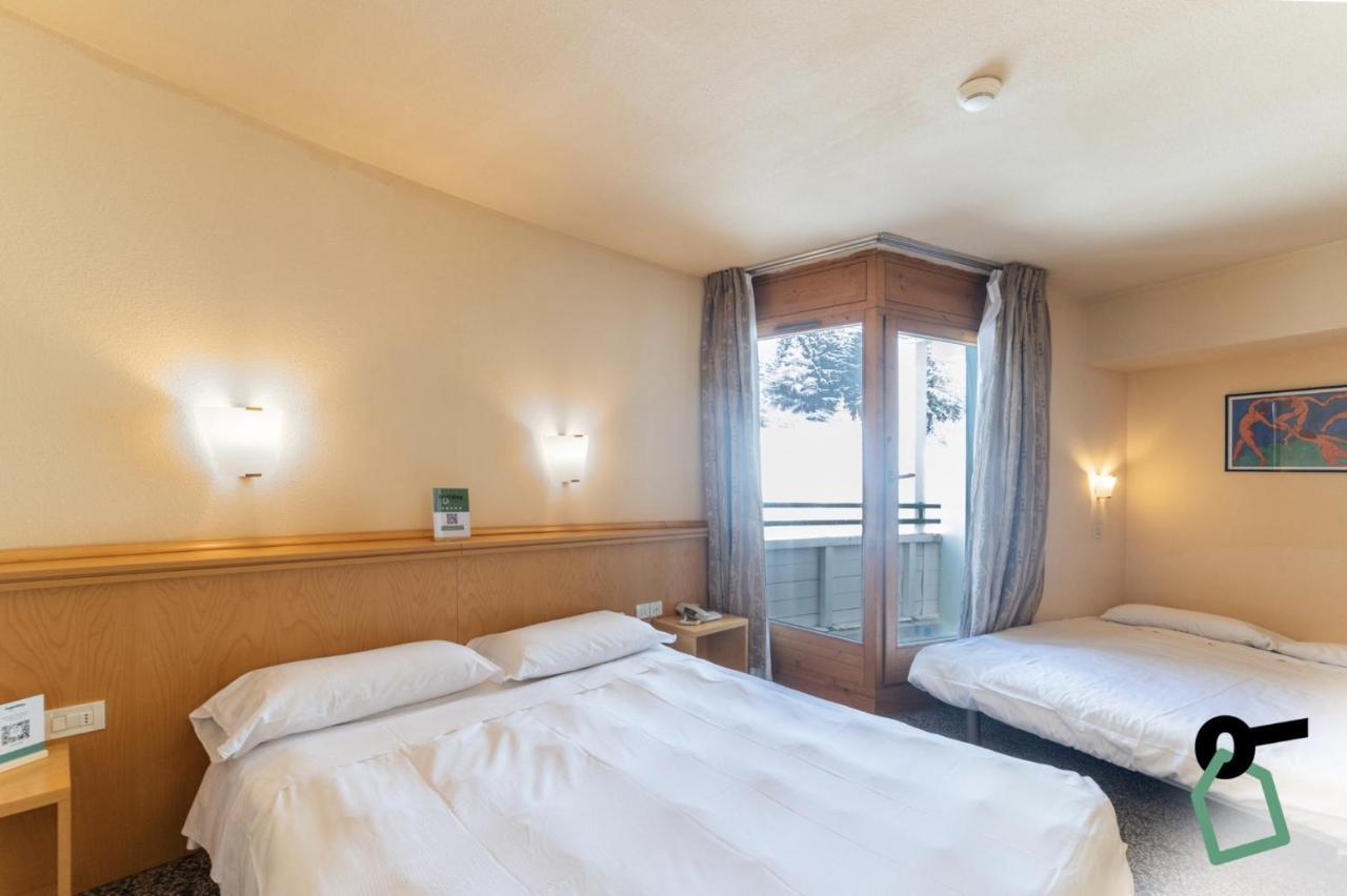 Hotiday Hotel 세스트리에 외부 사진